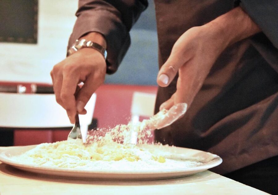 Rome: Pasta, Ravioli, and Tiramisu Cooking Class with Wine - Dinner service: Roman sauces, wine pairings, and what to expect