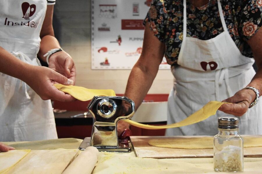 Rome: Pasta, Ravioli, and Tiramisu Cooking Class with Wine - Should you book this Rome pasta, ravioli, and tiramisu class?