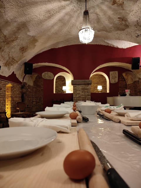 Rome: Pasta & Tiramisu Cooking Class near the Spanish Steps - The Meal, the Wine, and the Limoncello Finish
