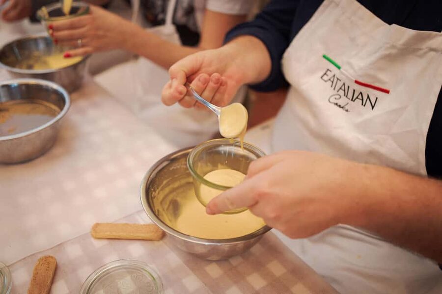 Rome: Pizza and Tiramisu Cooking Class in Piazza Navona - Piazza Navona Location: Why This Class Fits Rome So Well