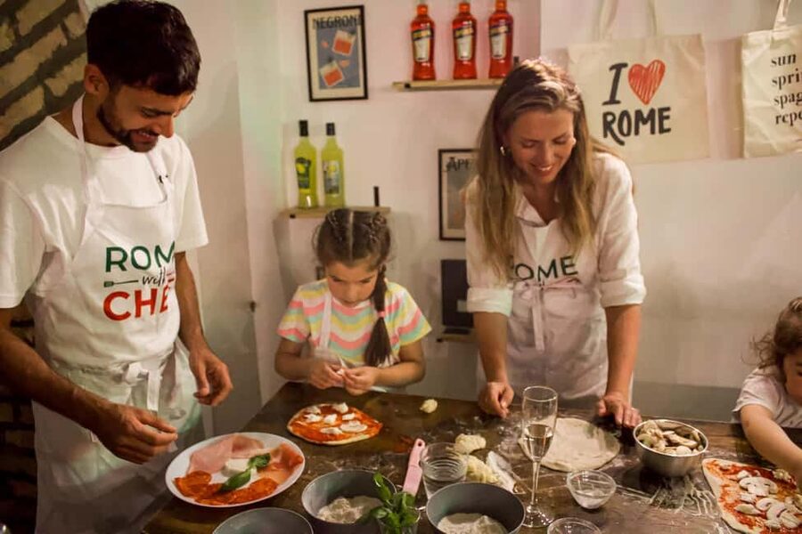 Rome: Pizza and Tiramisu Cooking Class Near the Colosseum - Quick Logistics Near the Colosseum: Meeting Point and Practical Tips