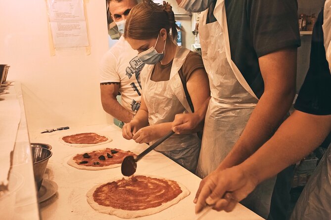 Rome: Pizza Cooking Class combined with Guided Sightseeing - Why this Rome night works: pizza first, then Piazza Navona