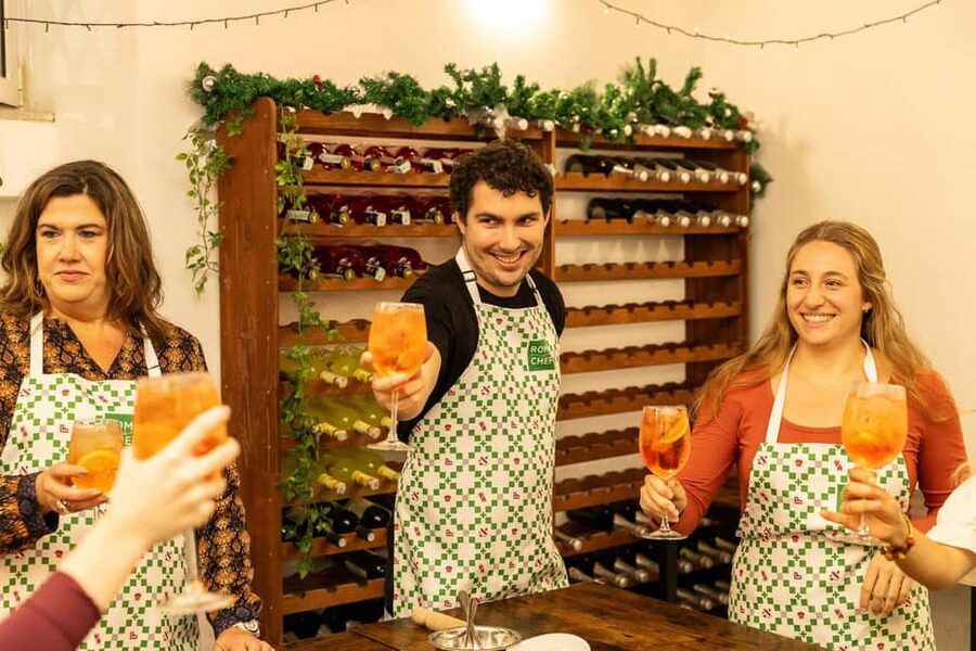 Rome: Pizza Making Cooking Class With Spritz Cocktails - Your Spritz Station: Aperol, Hugo, and the Mixology Lesson