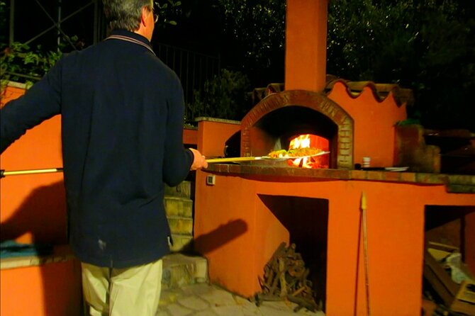 Rome: Private Pizza Making Home cooking class with a local - Meeting at Via di Gesù e Maria: plan for getting there on your own