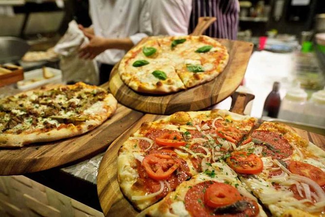 Rome: Private Pizza Making Home cooking class with a local - What you should know before you book