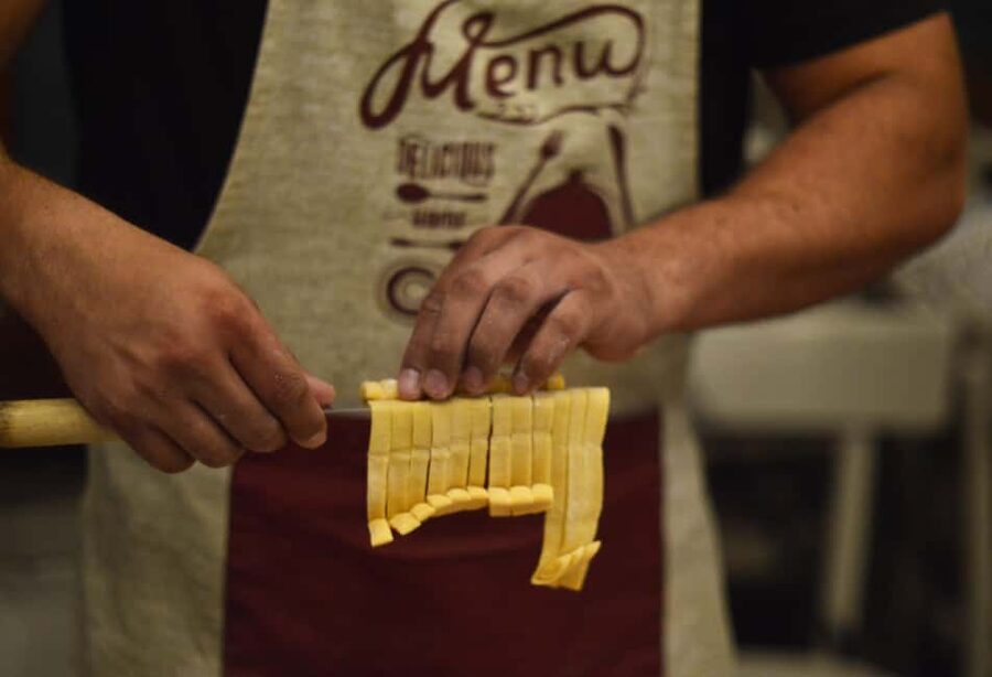 Rome: Traditional Pasta and Tiramisu Cooking Class - Picking the homemade sauce: the choice that makes it taste Italian