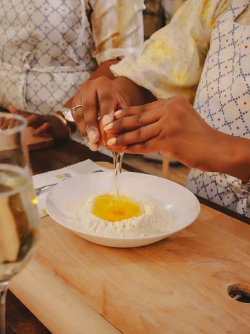 Rome: Traditional Pasta, Spritz & Tiramisu Cooking Class - Rolling Fettuccine and Making Roman Sauce from Scratch