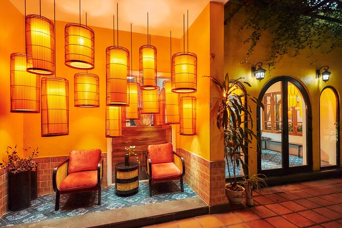 Rose Kitchen Hanoi: Market, Cooking & Culture Tour + Free PickUp - Drinks, Fruit Wine, and the Meal in a 500m² Garden
