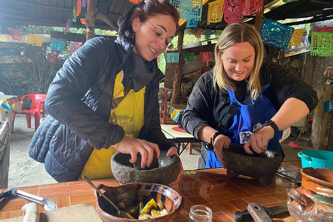 Rural cooking class at the mountains - Where You Start: Alfonso Reyes and a Day That Loosens the Schedule