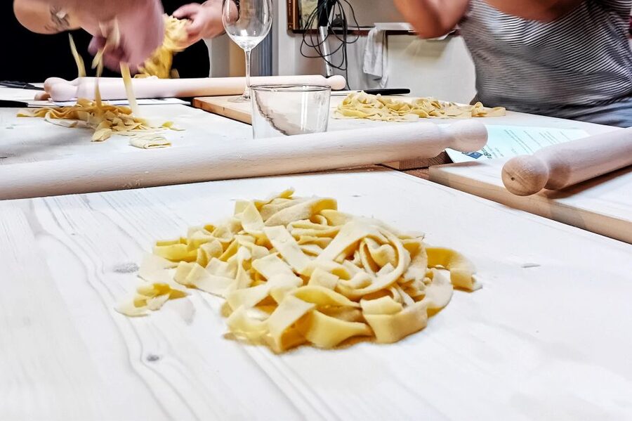 San Gimignano: "Hands in dough" Cooking Class with Lunch - FAQ