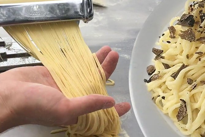 San Gimignano Truffle Hunt & Truffle Cooking Class - Truffle hunting with the guide and a dog’s nose