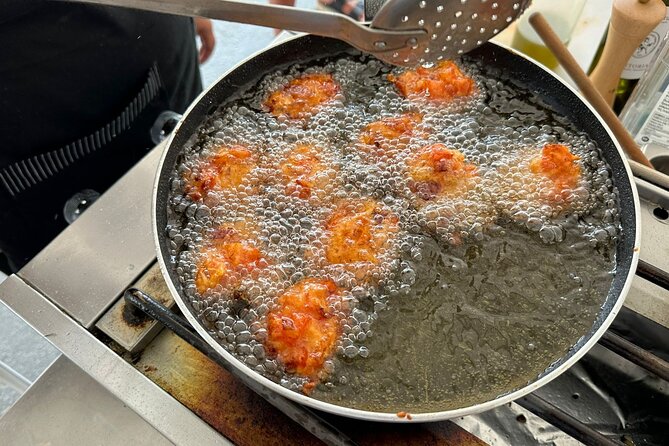 Santorini Cooking Class-2 Wineries: Special Honey Moon Experience - A two-stop Santorini day that feels personal (and not rushed)