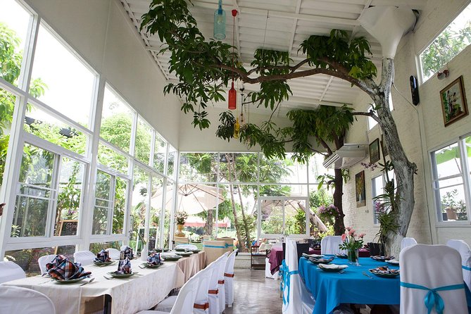 Scenic Boat Ride & Private Thai Cooking Class in Bangkok with Aoy - Getting there and starting with the river ride