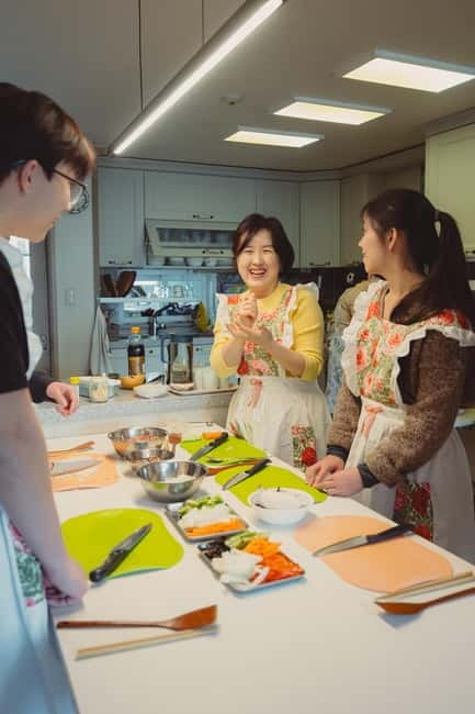 Seoul: Authentic Korean Cooking Class and Market Tour - Cooking in Ann’s Home Kitchen (and Why That Changes Everything)