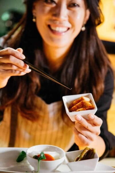 Seoul: Kimchi Dishes Cooking Class with Wine Pairing - Getting to the studio near Gyeongbokgung (and why timing matters)