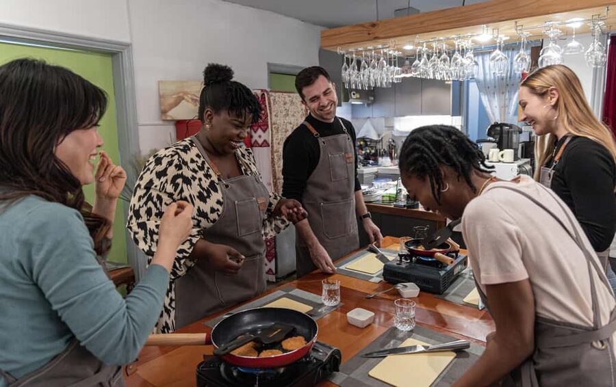 Seoul: Korean Kimchi Cooking Class in the Heart of the City - The “Hidden Location” Factor: Easy If You Follow the Directions