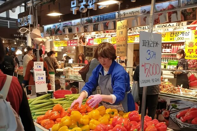 Seoul: Temple Vegan Cooking Class & Oriental Medicine Tour - Oriental Medicine Tea and Museum: Turning a Market Walk Into a Wellness Lesson