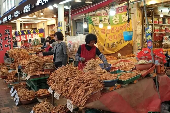 Seoul: Temple Vegan Cooking Class & Oriental Medicine Tour - Street Foods, Starbucks Gyeongdong 1960, and Gold Star Radio LG