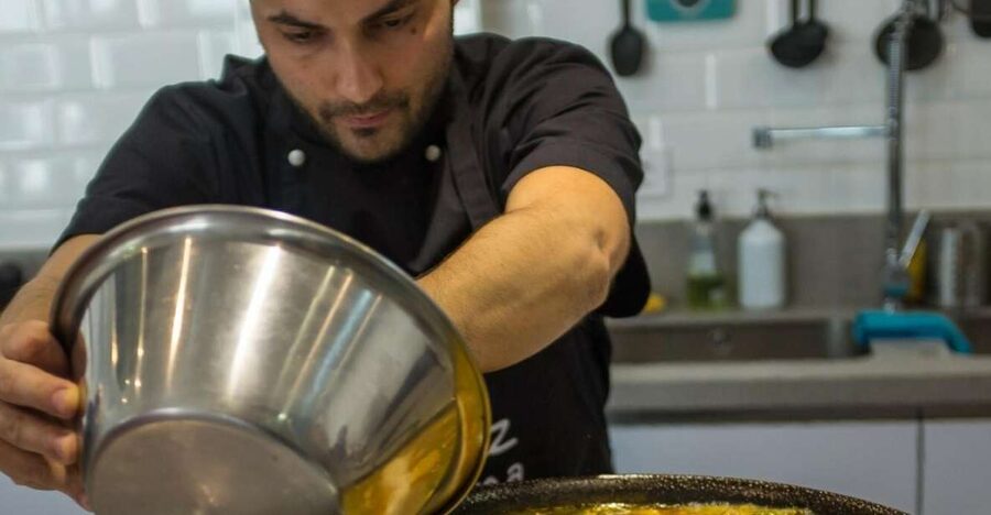Seville: Spanish Cooking Class with Dinner - Entering Triana Market: Stalls 75–77 and the Start of the Night