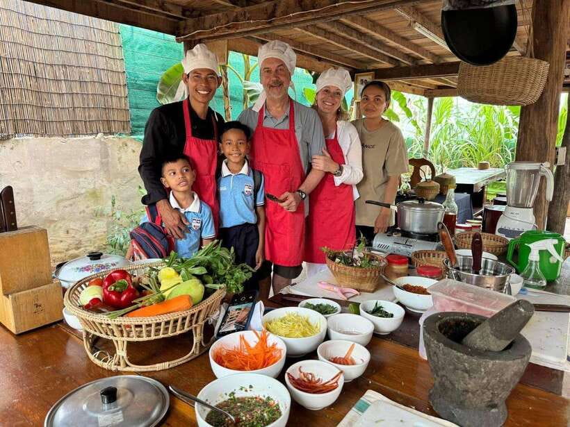 Siem Reap Khmer Cooking Class and Local Market Tour - Tuk-Tuk Pickup in Krong Siem Reap and Market Walk