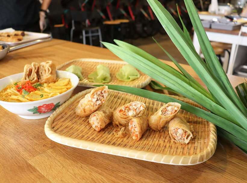 Singapore: Market-to-Table Experience and Cooking Class - Culture Through Food Stories: Why the Guide-Chef Combo Works
