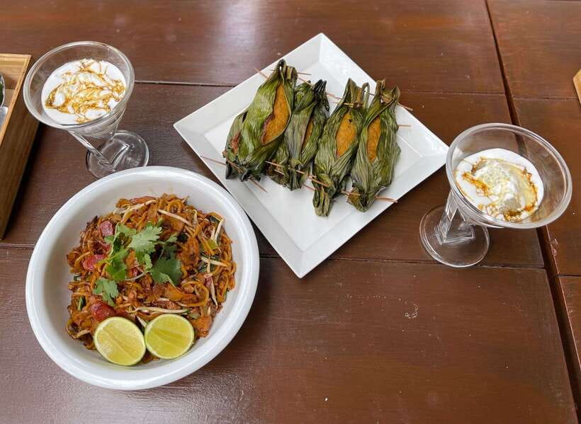 Singaporean Cooking Class With A Professional Chef - The human touch: clear teaching from Lynette, Loretta, and Tina