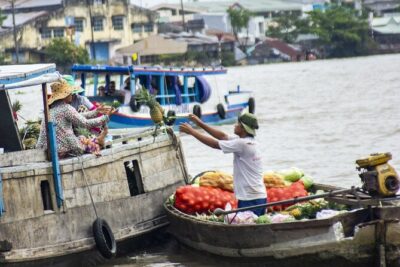 Small-group 2-Day Mekong Delta: Floating market, Cooking Class... - Vinh Trang Temple: the best “culture + comfort” combo