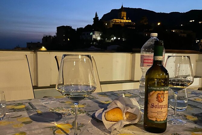Small-Group Cooking Class in Positano: Gnocchi, Tiramisù & Drinks - Entering The Montepertuso area from Piazza Cappella