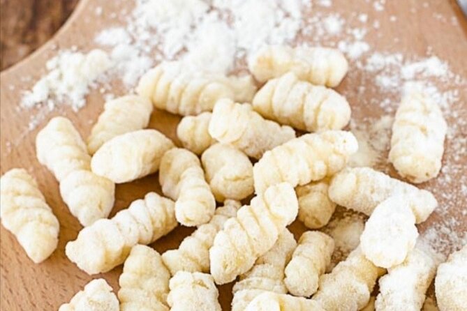 Small-Group Cooking Class in Positano: Gnocchi, Tiramisù & Drinks - What’s on the table: starters, mains, and that daily surprise