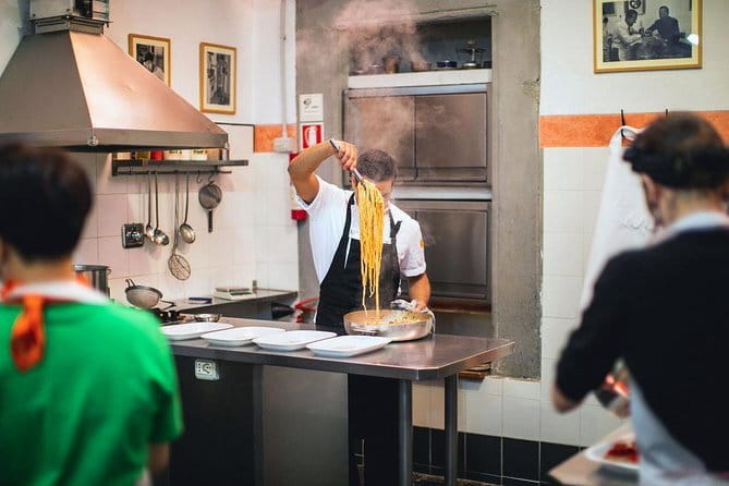 Small Group Gourmet Cooking Lesson With Lunch In Florence - Key things that make this Florence class worth your time
