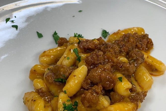 Small Group Gourmet Cooking Lesson With Lunch In Florence - A Florence Tuscan cooking class is more than dinner