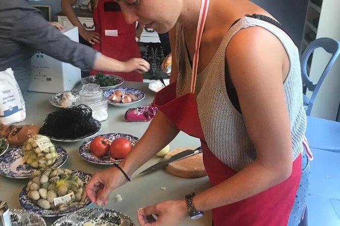 Small-group Immersive Basque Cooking Class in Bilbao with Open Bar - Where the class starts in Bilbao: Salbe pl. 6 by the Guggenheim area