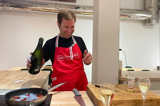 Small-group Immersive Basque Cooking Class in Bilbao with Open Bar - Logistics and practical tips so you enjoy it fully