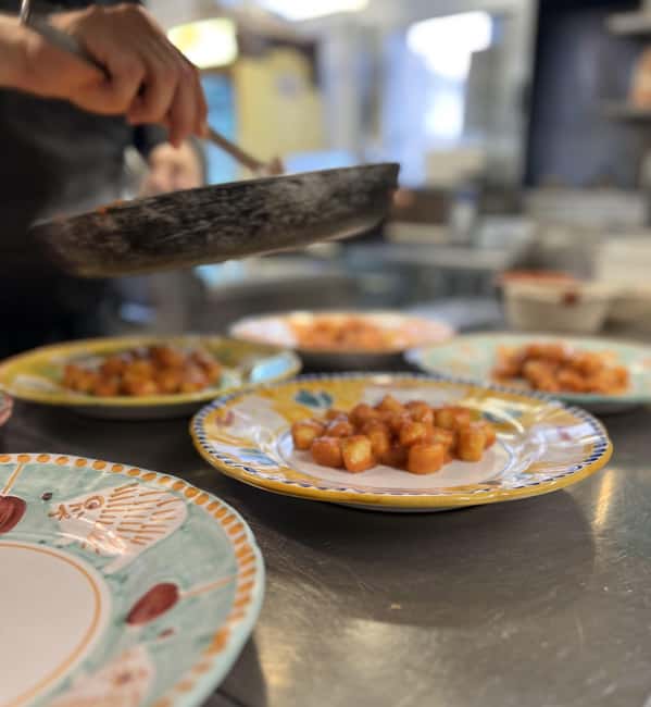Sorrento: Gluten-Free Cooking Class with a Professional Chef - Small group energy: why 8 participants matters