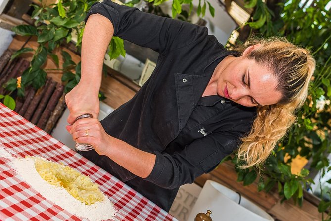 Sorrento: Hands-On Pasta, Tiramisu & Limoncello Fun Class - Tiramisù: The Dessert You Can Actually Recreate