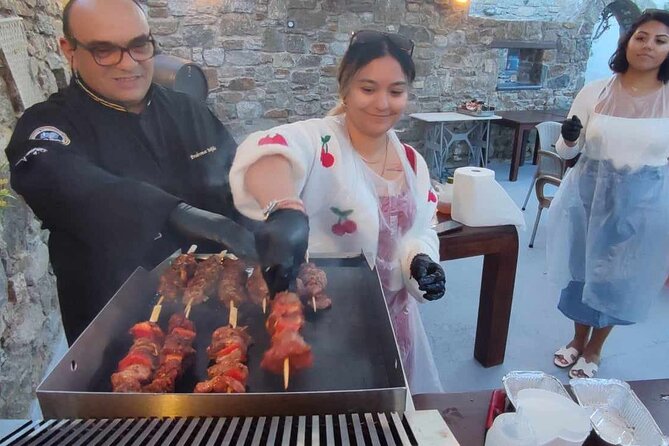 Souvlaki Cooking Class in Mykonos - Getting There at 5:00 pm: Pickup, Remote Areas, and Simple Timing