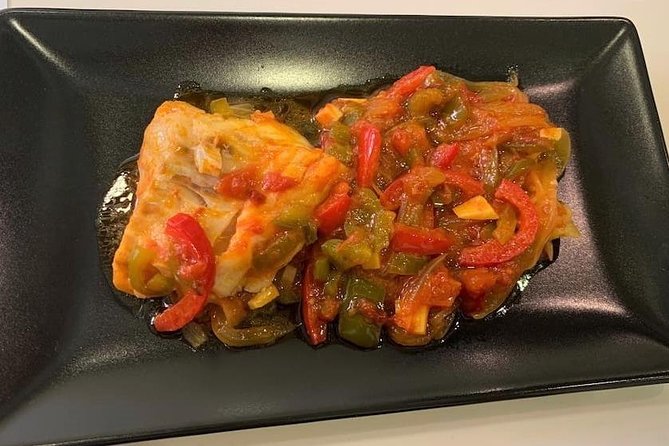 Spanish Tapas & Paella Cooking Class in Central Madrid with Lola - Key Things to Know Before You Go