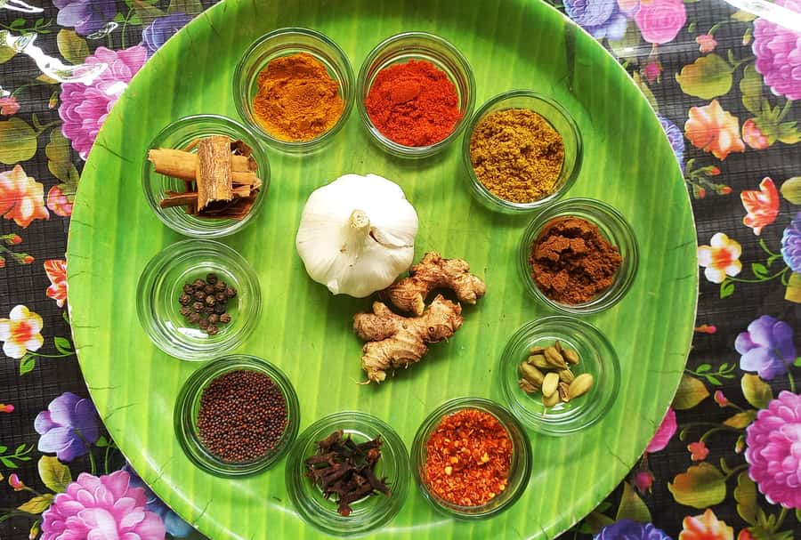 Sri Lankan Cookery with Nilu - Dessert at the End: A Real Sri Lankan Finish