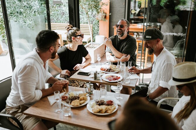 Štrukli cooking class with Dolac Market Tour - What you actually eat: starter, snacks, and your baked results