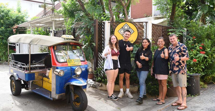 Sukhumvit: Hands-on Thai Cooking Class & Market Tour in BKK - Key things that make this class worth your time