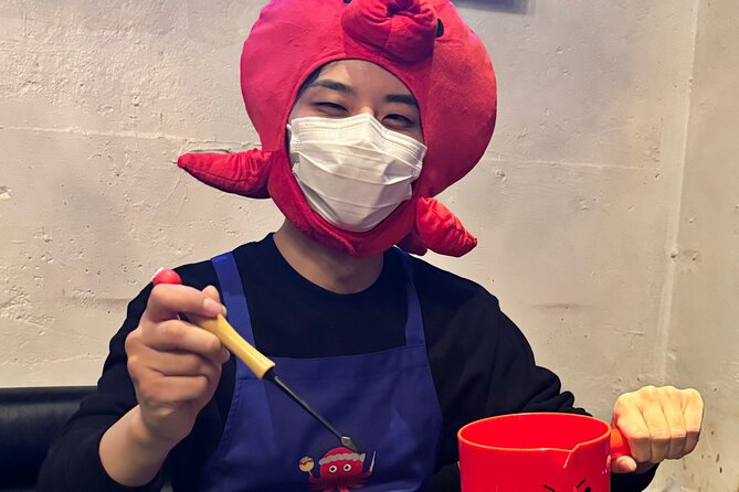 TAKOYAKI Cooking Class with All-you-can-drink in Tokyo, Roppongi - Eating together like a house-party snack (Takopa vibes)