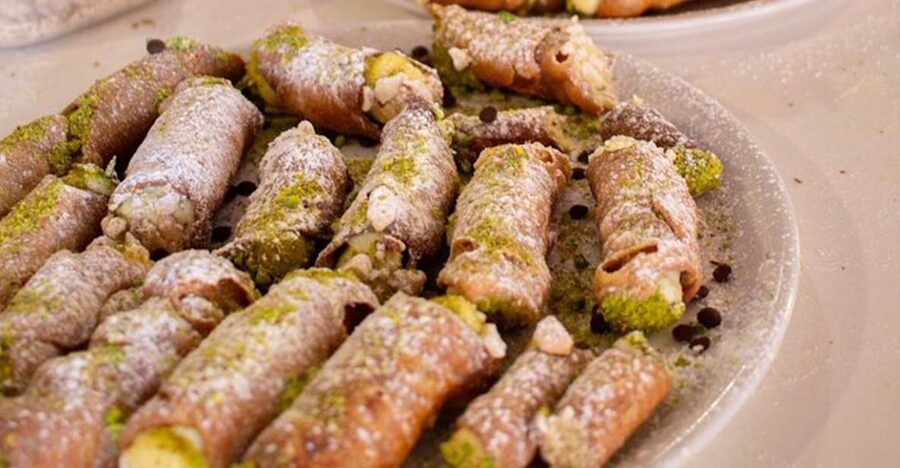 Taormina: Cannolo Cooking Class with Completion Certificate - The Dough Lesson: Kneading and Frying the Shell