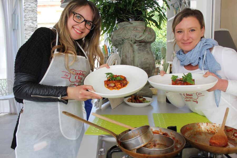 Taormina: Sicilian Cooking Class & Market Tour - Porta Messina Meeting Point and Why the Timing Works