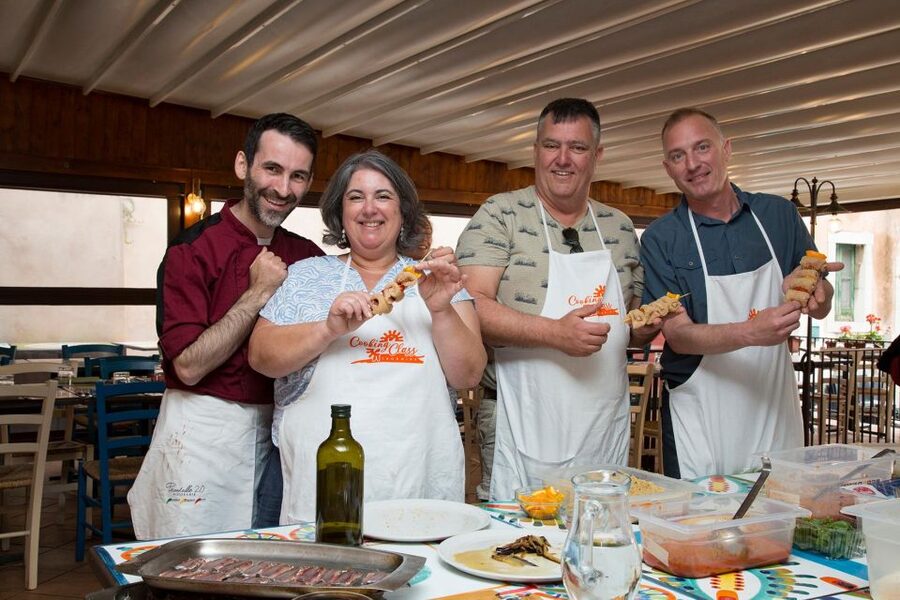 Taormina: Sicilian Cooking Class w/ a Visit to Local Market - Where You Meet in Taormina (And Why It Matters)