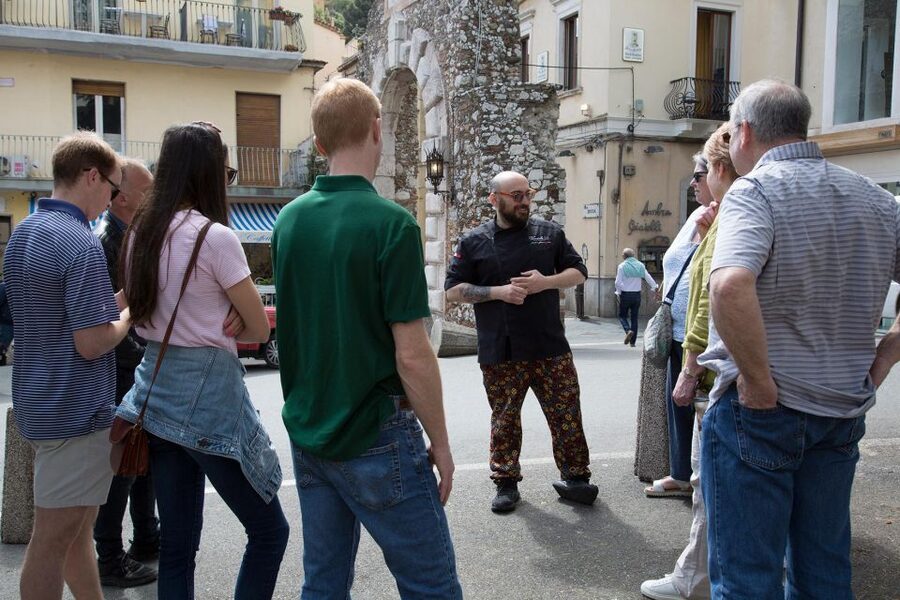 Taormina: Sicilian Cooking Class w/ a Visit to Local Market - The Meal Part: Wine, Course-Style Eating, and Limoncello Moments