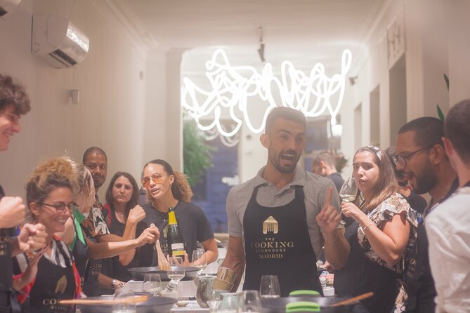 Taste of Spain: Tapas Cooking Class with Bottomless Wine Pairing - Cooking Clubhouse Arrival: Central Madrid and a Small Group Setup