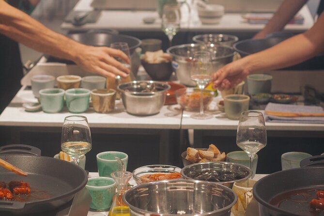 Taste of Spain: Tapas Cooking Class with Bottomless Wine Pairing - Quick Tips That Improve Your Night in Madrid