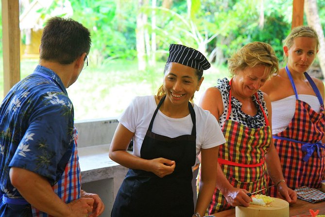 Thai Cooking Class in Khao Lak by Amazon Prime Series Chef - Key highlights you’ll care about