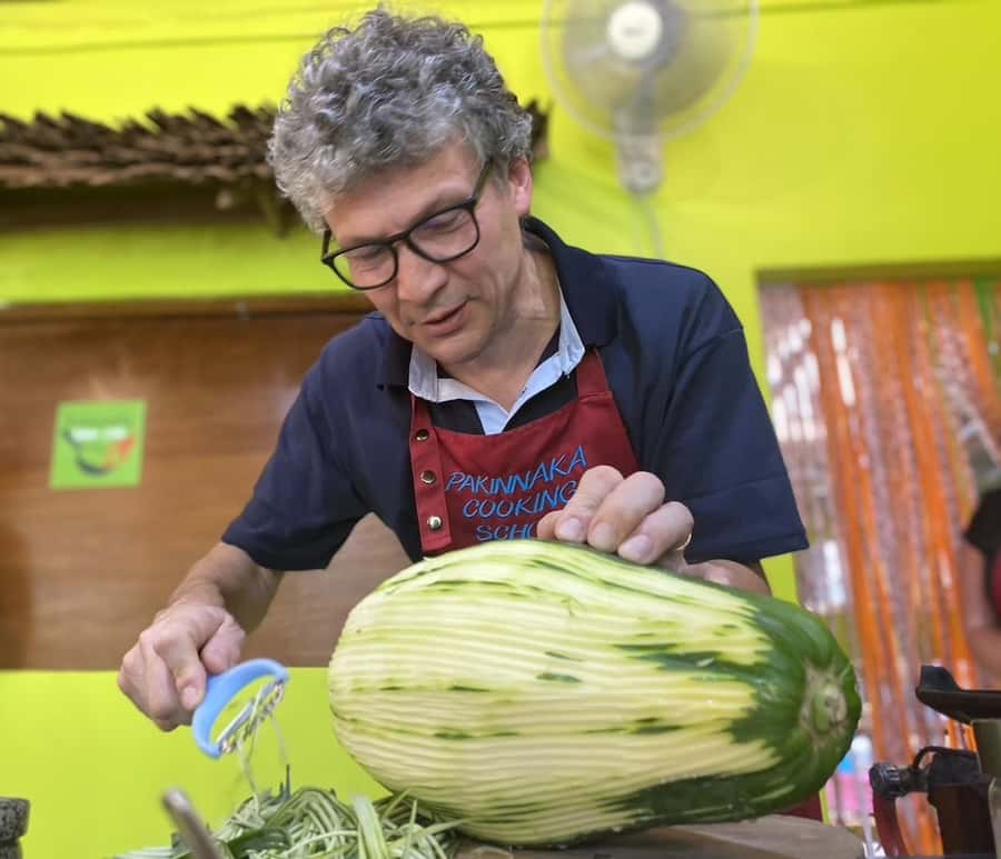 Thai cooking class &Market tour by Amazon Prime Series Chef. - Pick your menu: how you choose 4 hours of Thai dishes