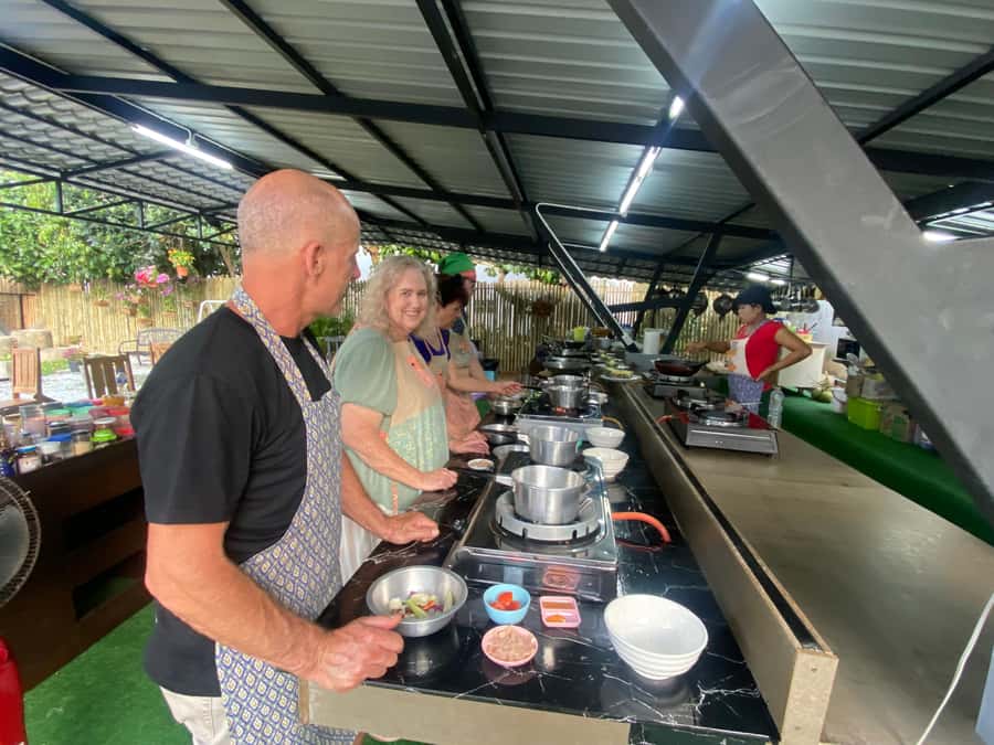 Thai Cooking Class with Market & Garden Tour - Who should book this class (and who might look elsewhere)